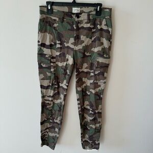 J. Crew camouflage Skinny Cargo Pants size 28